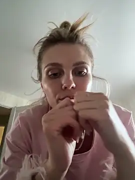 Liya my online show from April 18, 3:14 pm