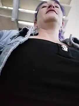 sophie banger online show from November 26, 10:00 pm