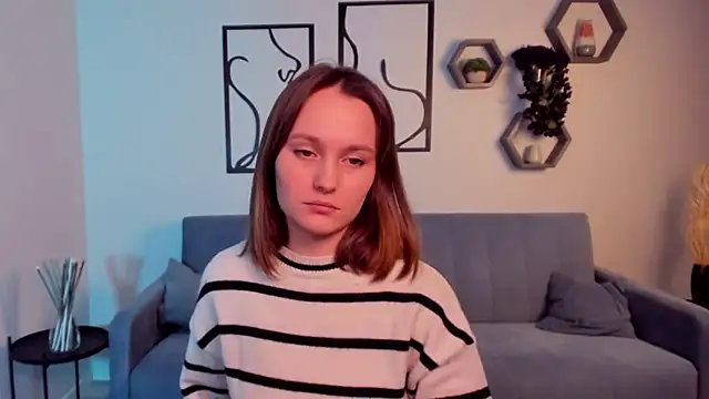 BritnieCute online show from March 2, 7:37 am