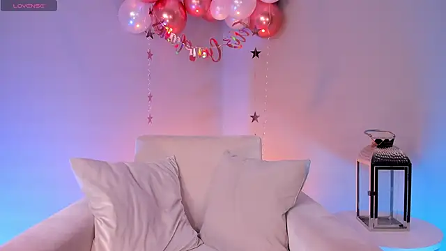 ChloePreston  online show from April 21, 12:34 pm