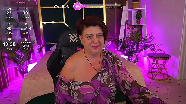 Snapshot of MilaSkyy chatting on September 25, 2:10 am MilaSkyy online show from September 25, 2:10 am