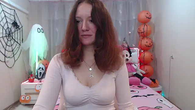 BarbaraStily online show from October 18, 8:06 am