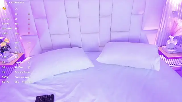 NanaOsaky online show from April 27, 12:13 pm