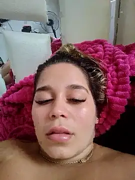 LaurenWelly  online show from January 7, 9:07 pm