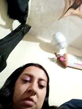 Snapshot of CORALINE_GREYM chatting on October 5, 11:43 pm CORALINE GREYM online show from October 5, 11:43 pm