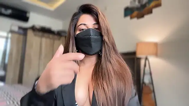 Hotty-Sana online show from May 3, 5:55 am