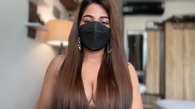 Hotty-Sana online show from April 18, 5:10 am