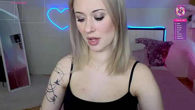 SashaBrooks online show from April 23, 2:08 pm