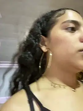 Snapshot of NINA_18_YEARS chatting on September 23, 8:07 pm NINA 18 YEARS online show from September 23, 8:07 pm