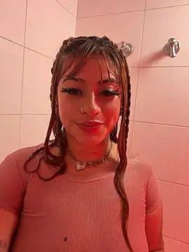 amy nicolee online show from July 19, 3:53 am
