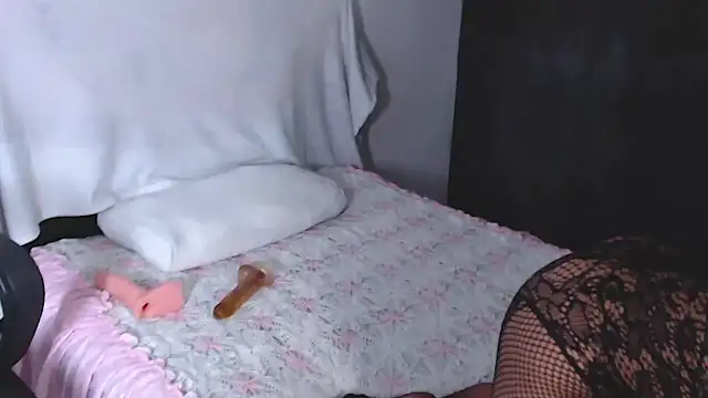 SusanLeroy online show from April 22, 8:55 am