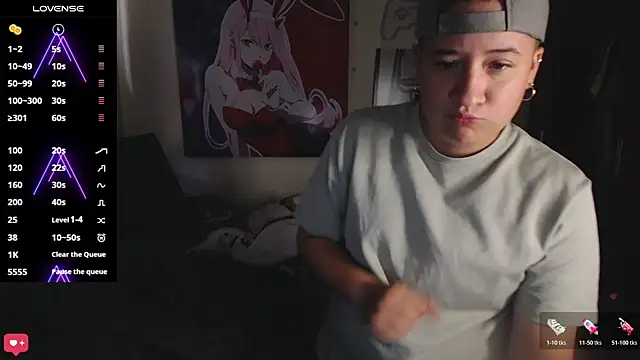  AlexMorris online show from April 1, 7:00 pm