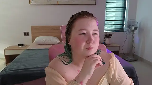 ChimberWol online show from April 23, 7:27 am