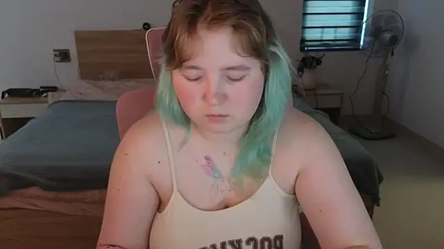 ChimberWol online show from April 28, 11:52 pm