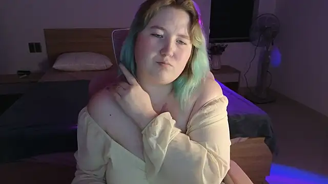 ChimberWol online show from April 23, 12:29 pm