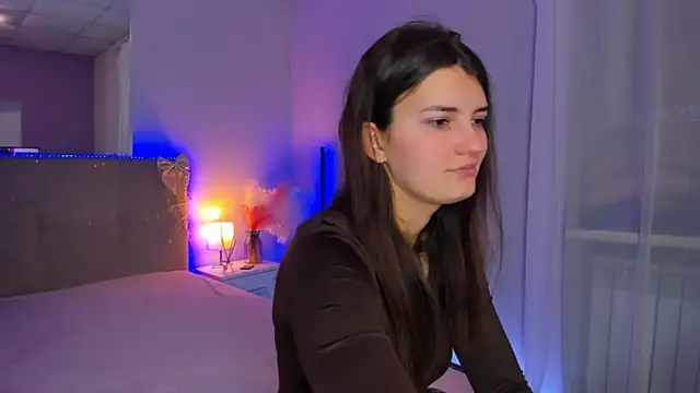 Laura Leee online show from March 4, 5:58 am