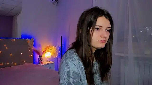 Laura Leee online show from March 21, 5:56 am