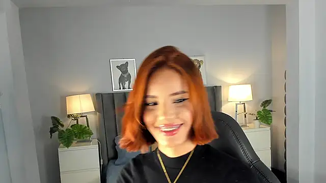 Madie  collins online show from January 16, 11:50 am