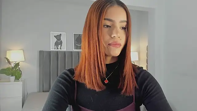 Madie  collins online show from November 21, 11:45 am