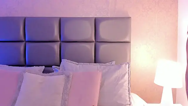 SpicySugar  online show from April 26, 8:17 pm