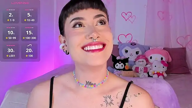 Snapshot of melody_suarez chatting on October 8, 11:31 pm melody suarez online show from October 8, 11:31 pm