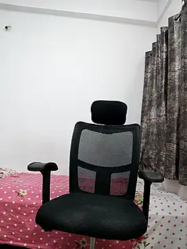 sanaya baby online show from March 16, 5:50 pm