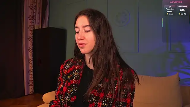 Belle Via online show from April 21, 6:15 pm