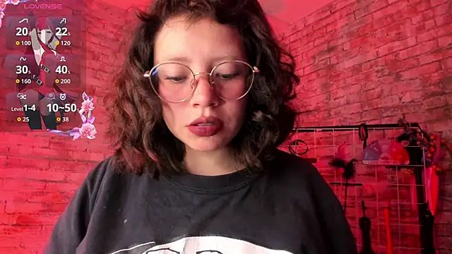 Cherry xoxx online show from October 3, 11:26 am