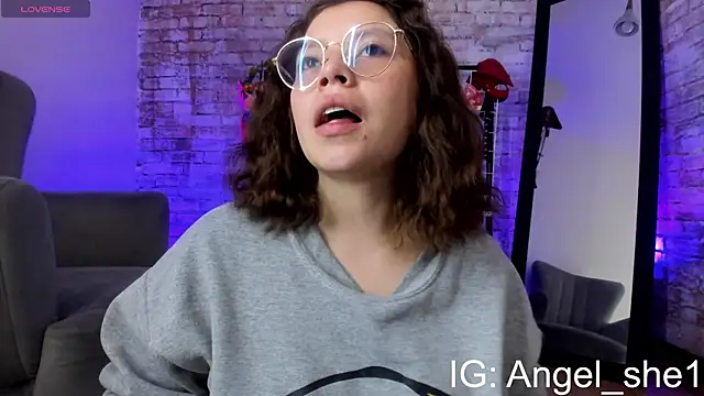 Cherry xoxx online show from December 18, 12:10 pm