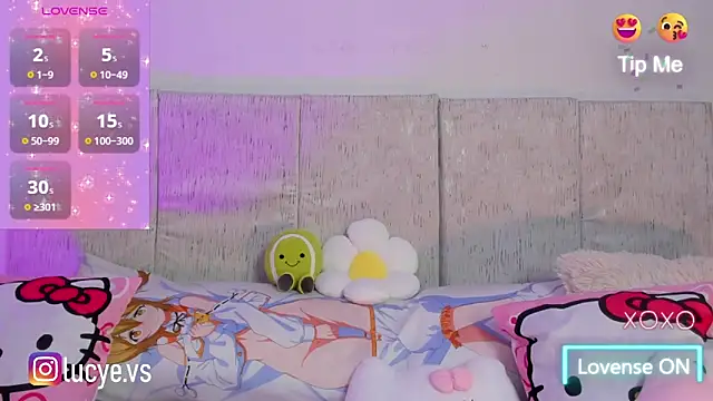 LucyEvans  online show from September 19, 6:01 am