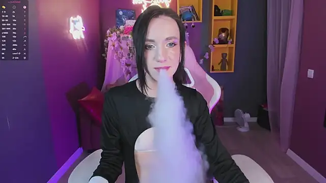 Dearly kitty online show from April 24, 1:47 pm