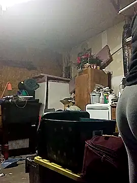 lilbishmiss online show from October 22, 6:29 am