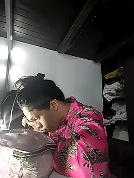 kimCosseyy online show from April 20, 2:03 am