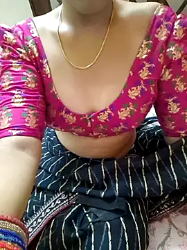 Snapshot of Roja-Telugu777 chatting on October 9, 2:37 am Roja-Telugu777 online show from October 9, 2:37 am