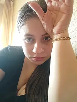 IrinaBlack002 online show from January 12, 9:36 am