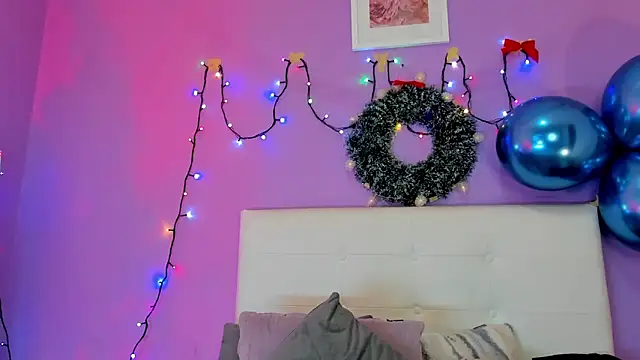 Charlotte11-11 online show from December 21, 4:55 pm