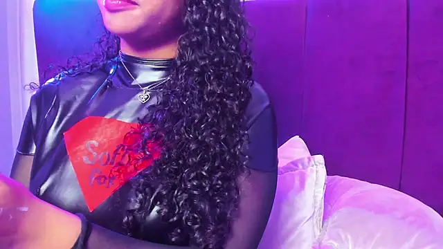 Sofi Fox  online show from January 17, 7:54 pm