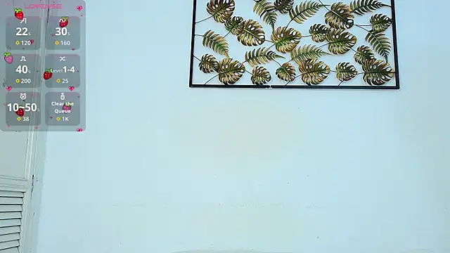 Snapshot of natalia_aguirre1 chatting on September 12, 1:18 pm natalia aguirre1 online show from September 12, 1:18 pm