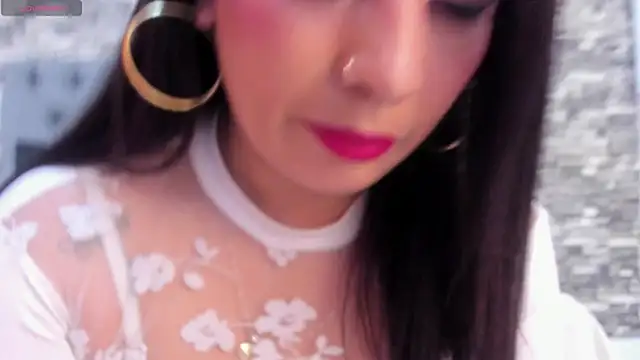 VickyJohnson1 online show from April 18, 9:04 pm