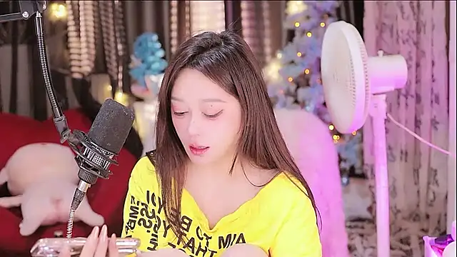 Snapshot of Missy_Nana21 chatting on September 16, 3:31 pm Missy Nana21 online show from September 16, 3:31 pm
