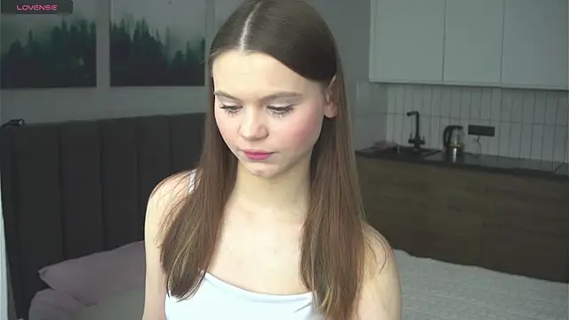 its me lissa  online show from June 10, 1:43 pm