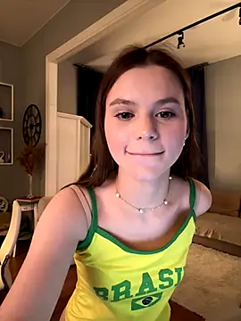 Snapshot of its_me_lissa_ chatting on October 13, 3:25 pm its me lissa online show from October 13, 3:25 pm