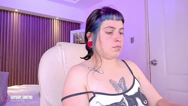 Lucy Smith2 online show from April 9, 4:04 am