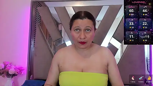 LILITH TORRES1 online show from July 31, 10:55 pm