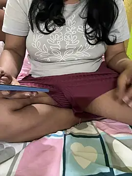 sissarahotty online show from July 14, 6:23 pm