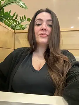 Sophie Eaton online show from October 30, 8:32 pm