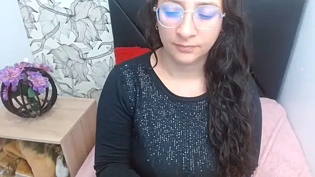 sarax ximena online show from June 11, 6:21 am