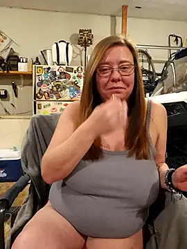 MsShelby40 online show from January 9, 11:09 pm