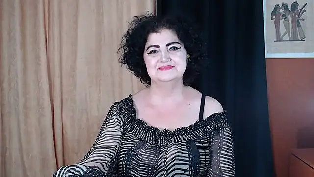  MissJ  online show from June 9, 2:11 am
