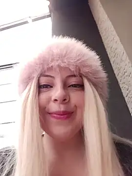 madelaine- online show from March 12, 7:16 pm